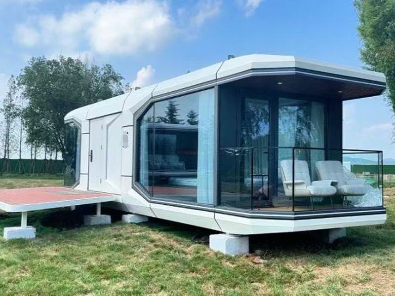 Popular Capsule House